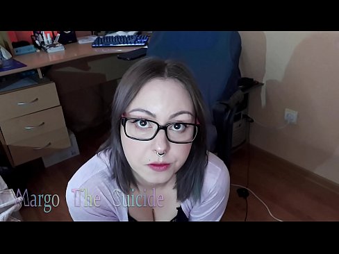 ❤️ Seksa Knabino kun Okulvitroj Suĉas Dildon Profunde sur Fotilo ❌ Nur porno ĉe ni